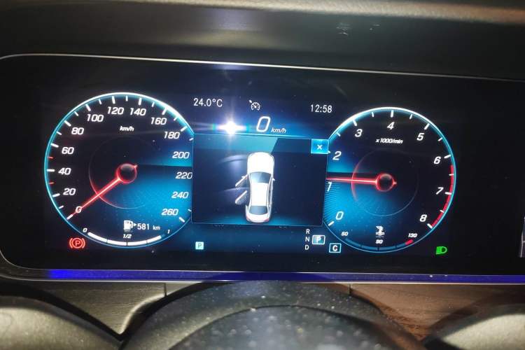 Used Mercedes-Benz E-Class 2021 Restyled E 300 L Sport Luxury Edition Instrument Cluster