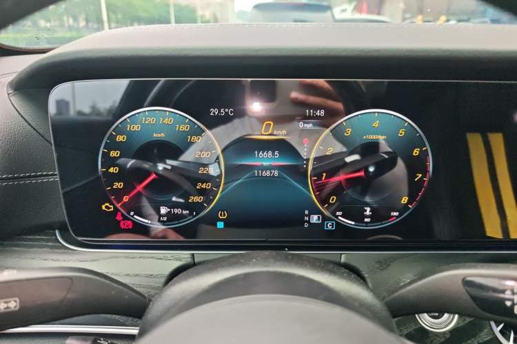 Used Mercedes-Benz E-Class 2021 E 260 Stylish Sports Edition Instrument Cluster