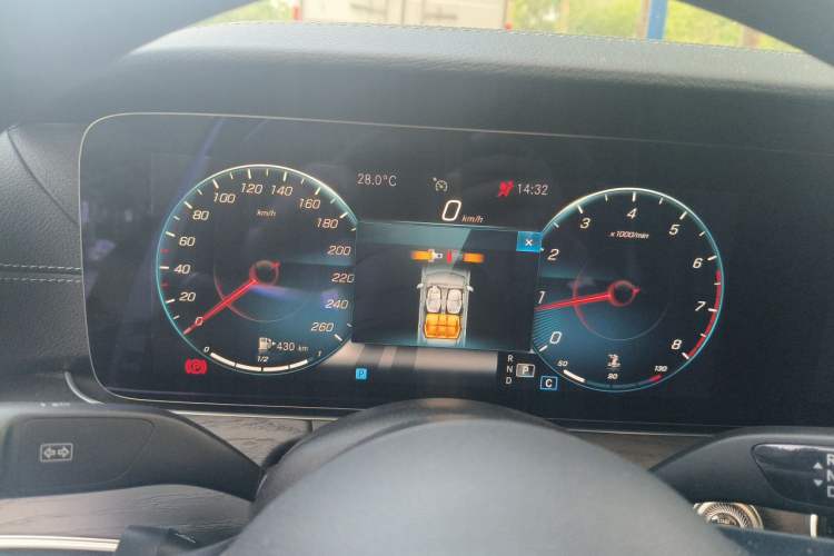 Used Mercedes-Benz E-Class 2021 Restyled E 260 Luxury Sports Edition Instrument Cluster