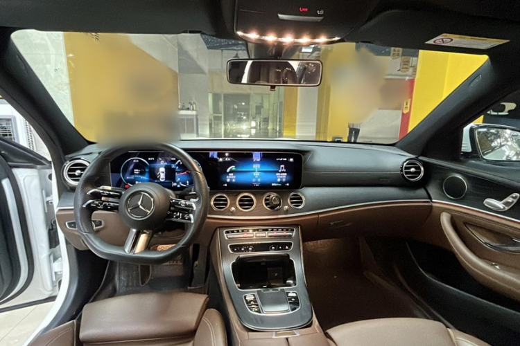 Used Mercedes-Benz E-Class 2021 Facelift E 260 L Sport Edition Interior 1