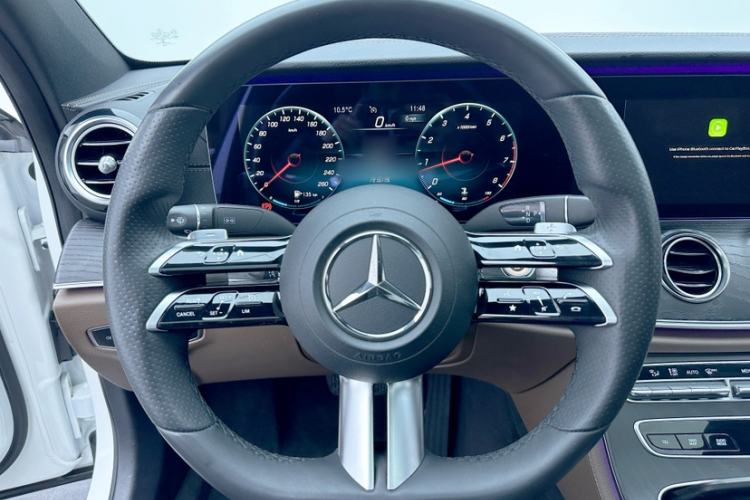Used Mercedes-Benz E-Class 2021 E 300 L Sport Luxury Edition Interior 10