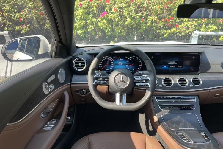 Used Mercedes-Benz E-Class 2021 E 300 L Sport Luxury Edition Interior 11