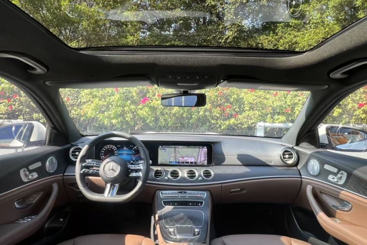 Used Mercedes-Benz E-Class 2021 E 300 L Sport Luxury Edition Interior 12
