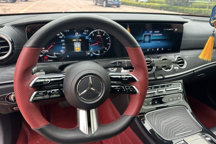 Used Mercedes-Benz E-Class 2021 Updated E 260 Fashion Sport Edition Interior 2