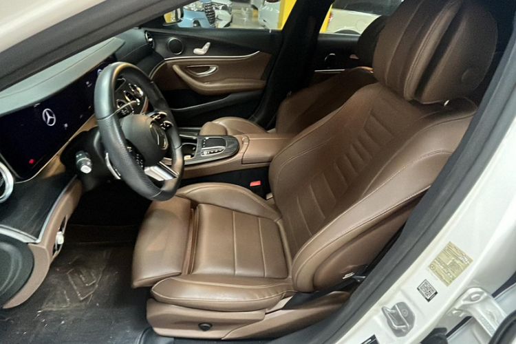 Used Mercedes-Benz E-Class 2021 Facelift E 260 L Sport Edition Interior 2
