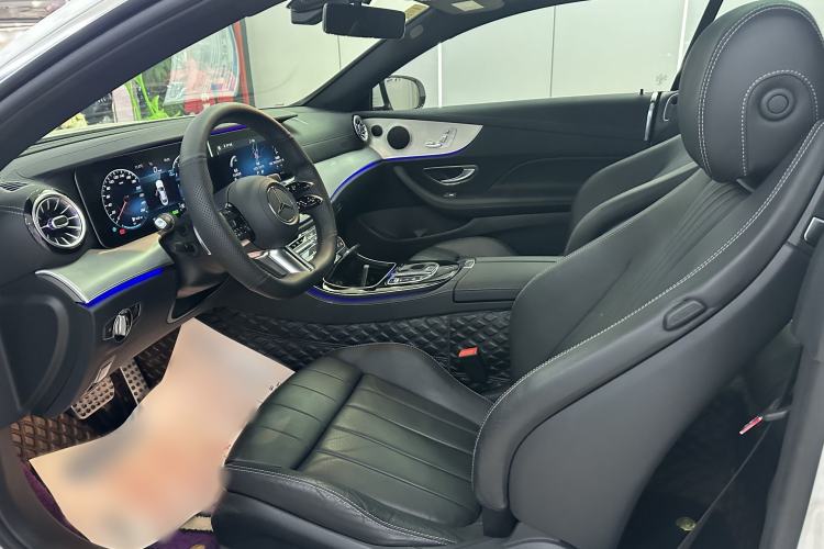 Used Mercedes-Benz E-Class 2021 E 260 Coupe Interior 3