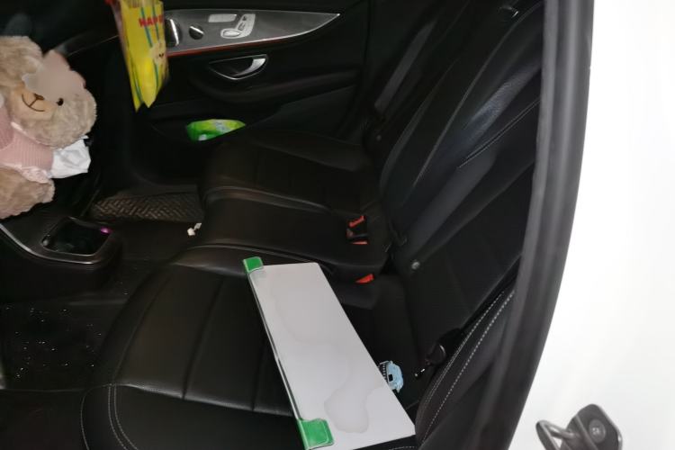 Used Mercedes-Benz E-Class 2021 E 300 L Sport Luxury Edition Interior 4