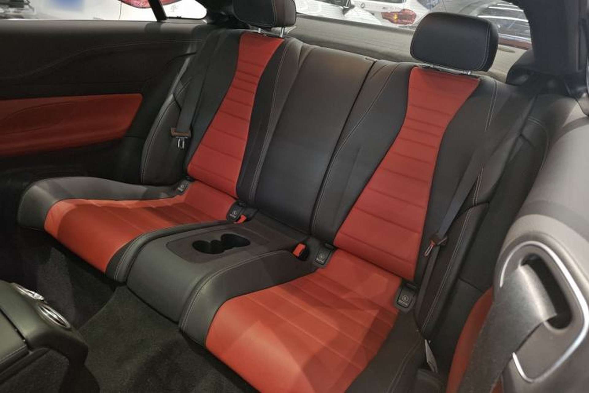 Used Mercedes-Benz E-Class 2021 Facelift E 260 Coupe Interior 4