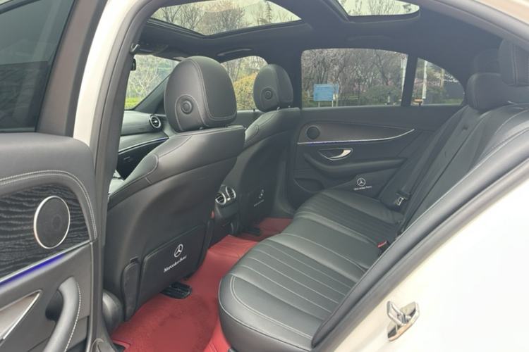 Used Mercedes-Benz E-Class 2021 Updated E 260 Fashion Sport Edition Interior 6