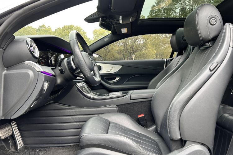 Used Mercedes-Benz E-Class 2021 E 260 Coupe Interior 7