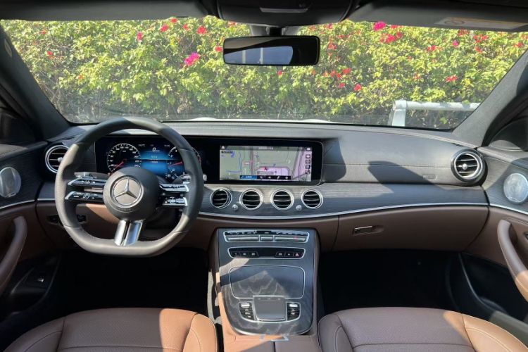 Used Mercedes-Benz E-Class 2021 E 300 L Sport Luxury Edition Interior 8