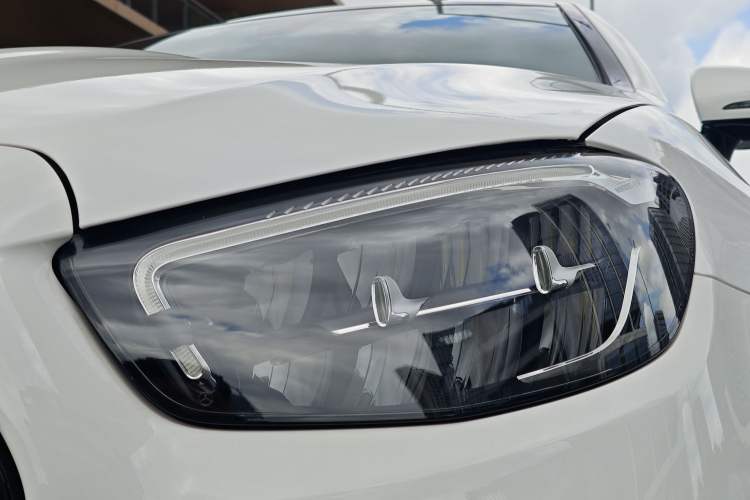 Used Mercedes-Benz E-Class 2021 E 260 Coupe Left Front Headlight
