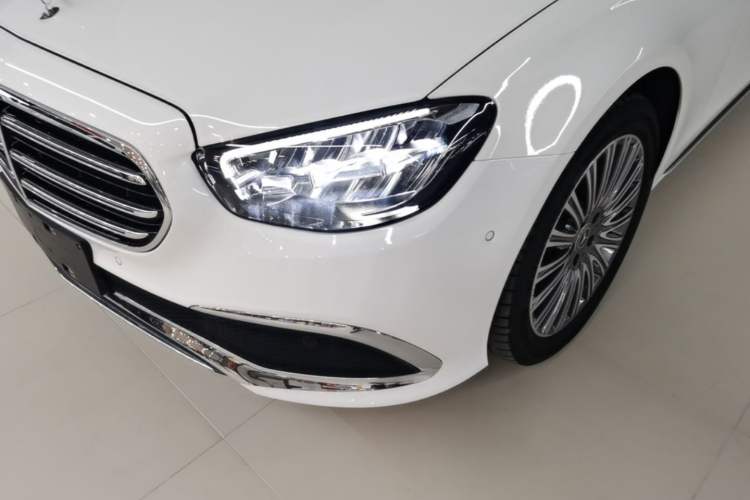 Used Mercedes-Benz E-Class 2021 E 300 L Luxury Model Left Front Headlight