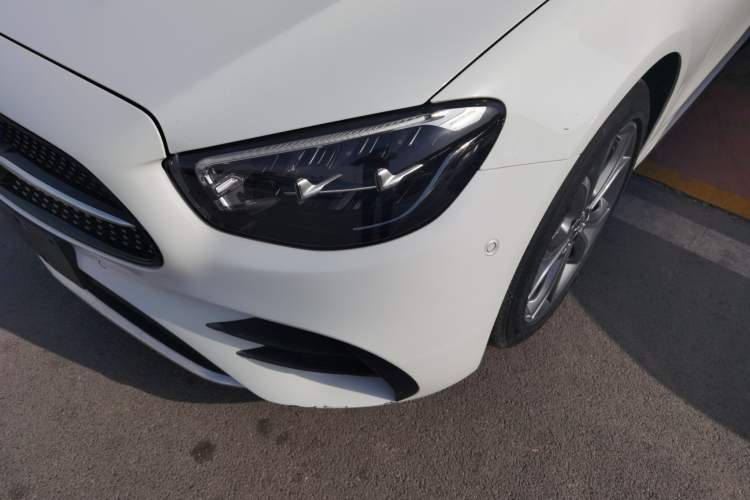 Used Mercedes-Benz E-Class 2021 E 300 L Sporty and Stylish Model Left Front Headlight