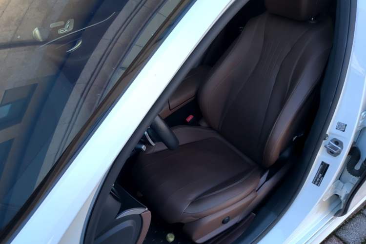 Used Mercedes-Benz E-Class 2021 Restyled E 300 Sport Edition Left Front Seat