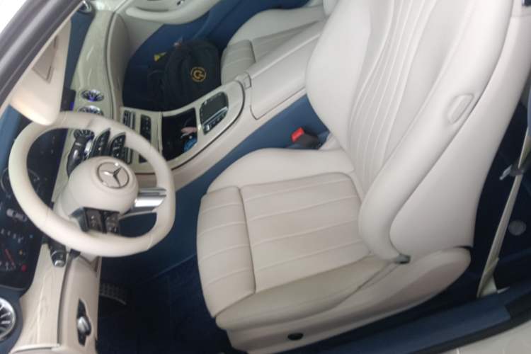 Used Mercedes-Benz E-Class 2021 E 260 Coupe Left Front Seat