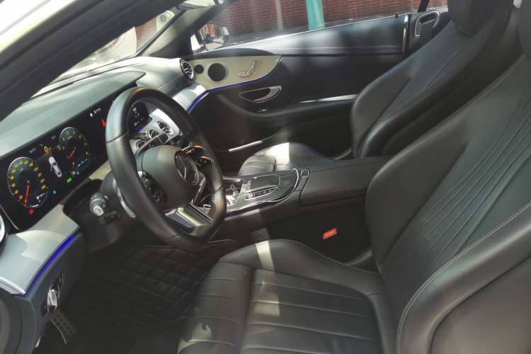 Used Mercedes-Benz E-Class 2021 E 260 Coupe Left Front Seat