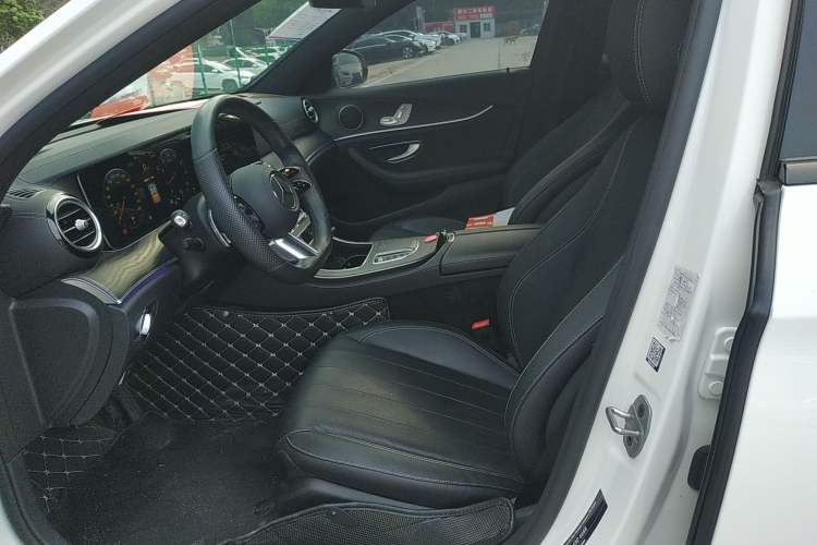Used Mercedes-Benz E-Class 2021 Updated E 260 Fashion Sport Edition Left Front Seat