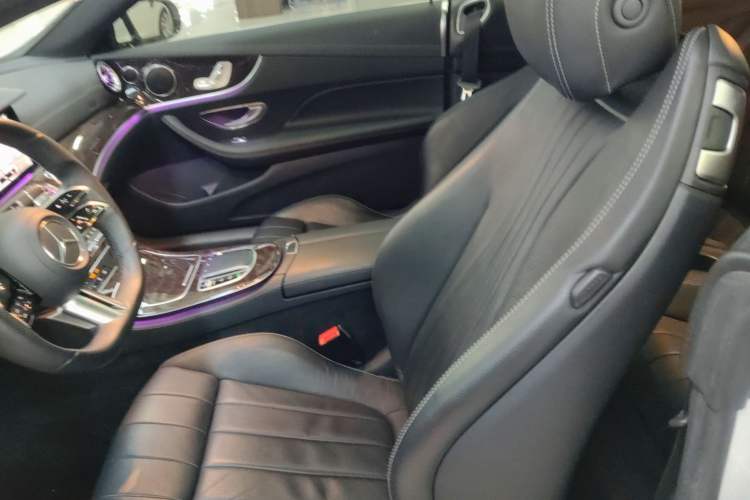 Used Mercedes-Benz E-Class 2021 E 260 Coupe Left Front Seat
