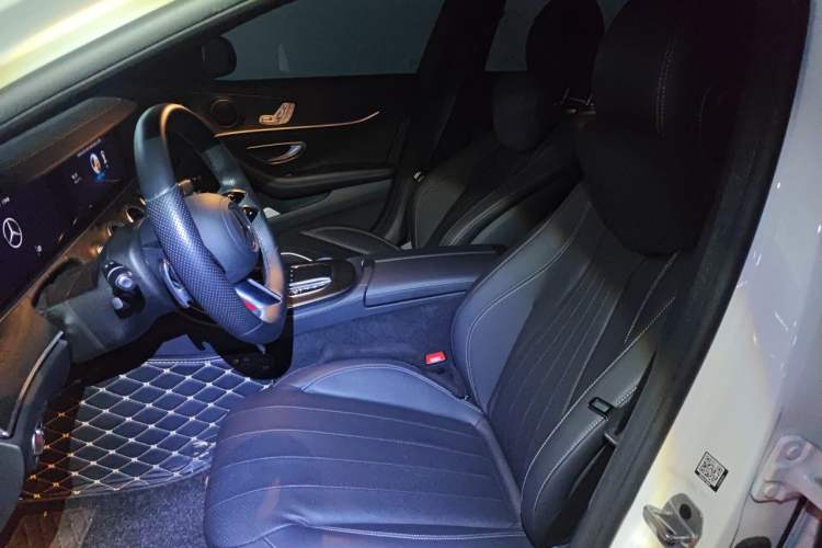 Used Mercedes-Benz E-Class 2021 Updated E 260 Fashion Sport Edition Left Front Seat