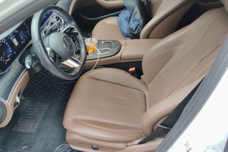 Used Mercedes-Benz E-Class 2021 Updated E 260 Fashion Sport Edition Left Front Seat