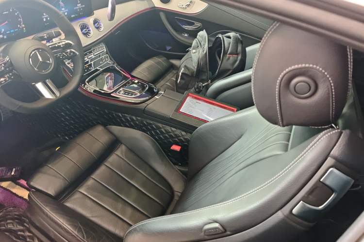 Used Mercedes-Benz E-Class 2021 E 260 Coupe Left Front Seat