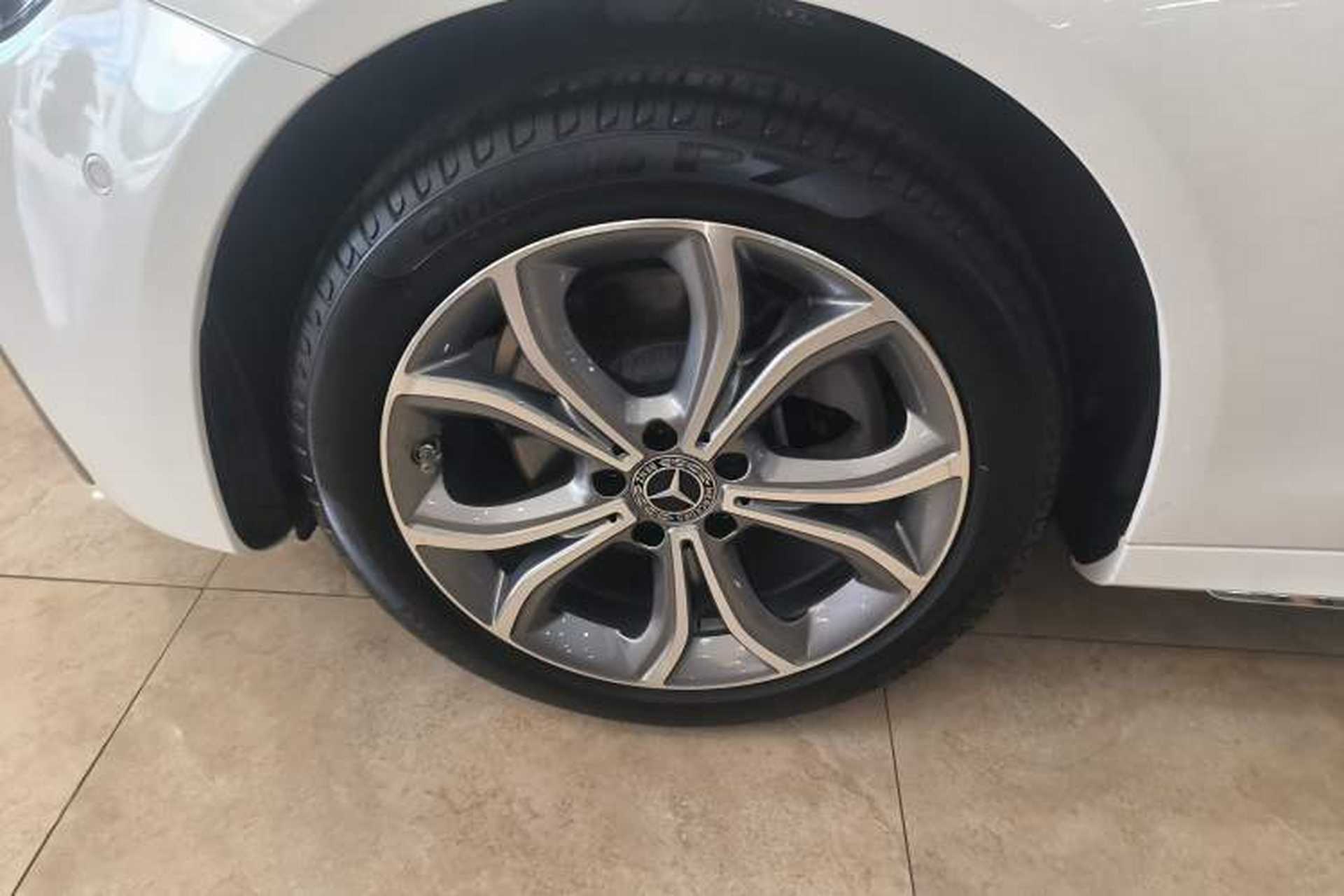 Used Mercedes-Benz E-Class 2021 E 300 L Sporty and Stylish Model Left Front Wheel Hub