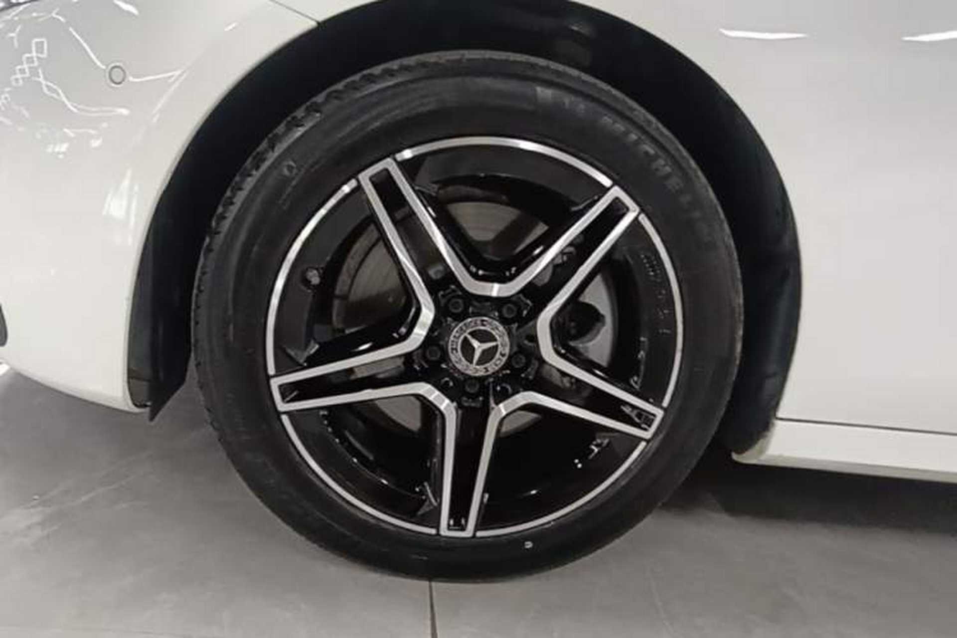Used Mercedes-Benz E-Class 2021 E 260 Stylish Sports Edition Left Front Wheel Hub