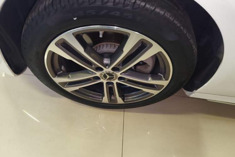 Used Mercedes-Benz E-Class 2021 Facelift E 260 L Sport Edition Left Front Wheel Hub