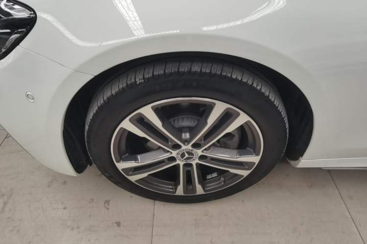 Used Mercedes-Benz E-Class 2021 Facelift E 260 L Sport Edition Left Front Wheel Hub