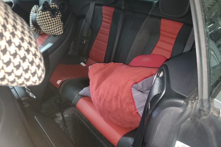 Used Mercedes-Benz E-Class 2021 E 260 Convertible Coupe Left Rear Seat