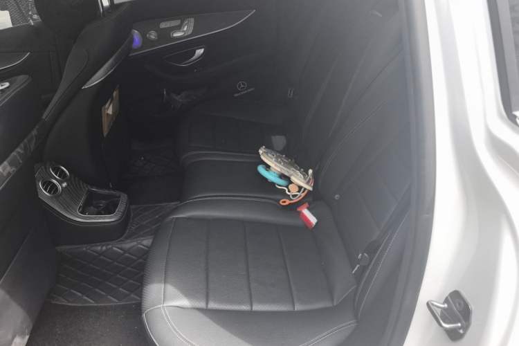 Used Mercedes-Benz E-Class 2021 E 300 L Sport Luxury Edition Left Rear Seat