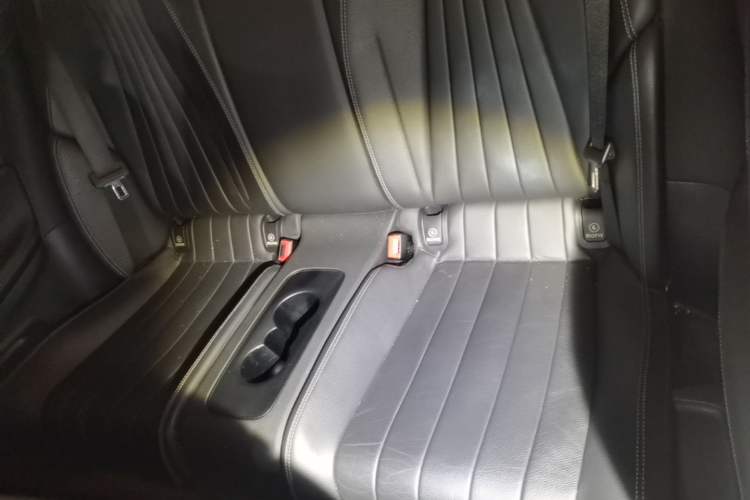Used Mercedes-Benz E-Class 2021 E 300 Coupe Left Rear Seat