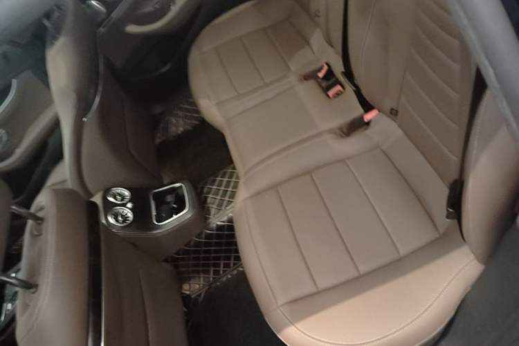 Used Mercedes-Benz E-Class 2021 E 300 L Sport Luxury Edition Left Rear Seat