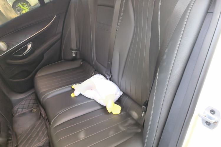 Used Mercedes-Benz E-Class 2021 Updated E 260 Fashion Sport Edition Left Rear Seat