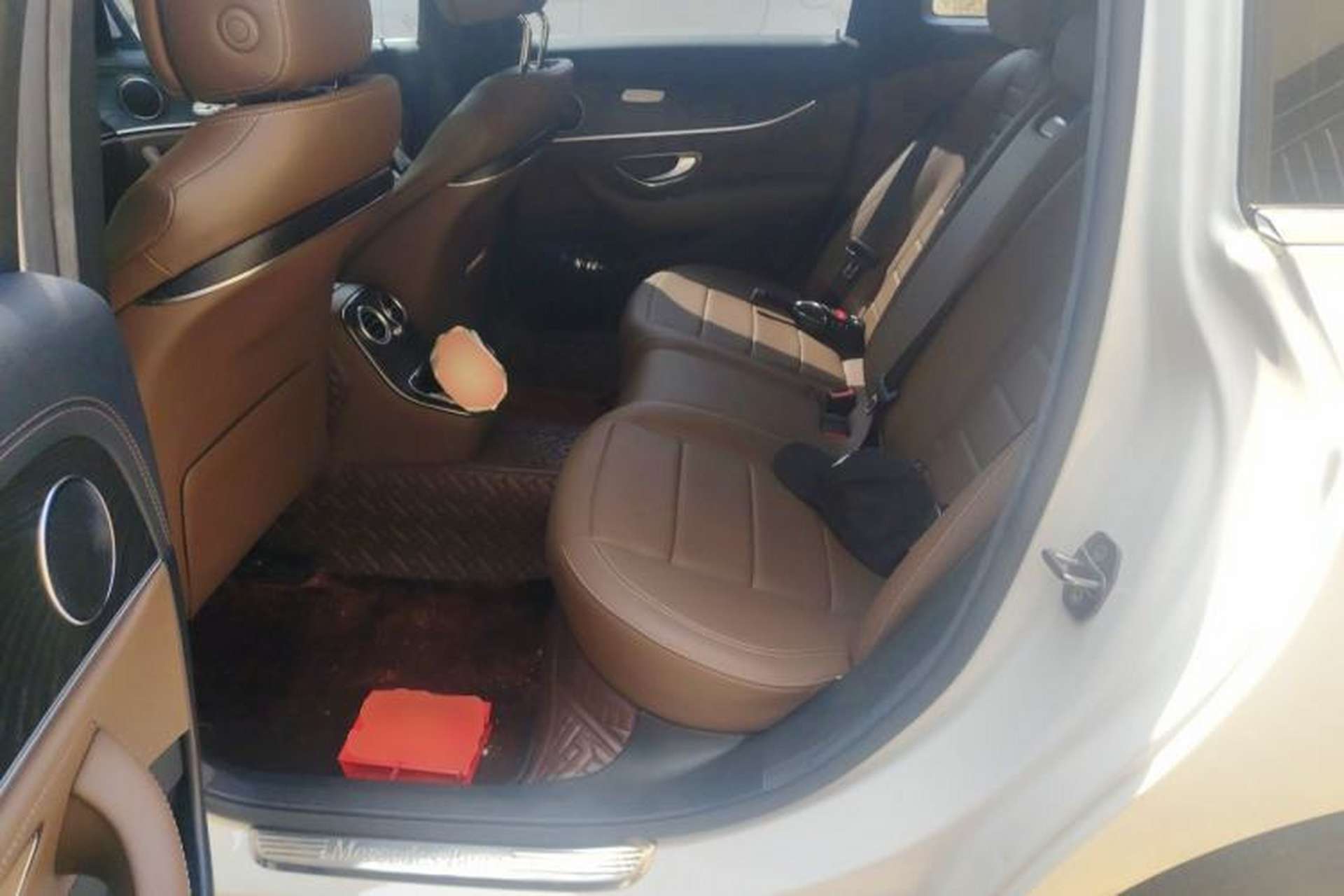 Used Mercedes-Benz E-Class 2021 E 300 L Sporty and Stylish Model Left Rear Seat