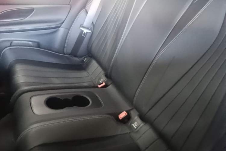 Used Mercedes-Benz E-Class 2021 E 260 Coupe Left Rear Seat
