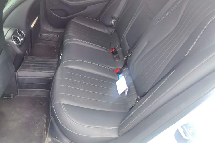 Used Mercedes-Benz E-Class 2021 Updated E 260 Fashion Sport Edition Left Rear Seat