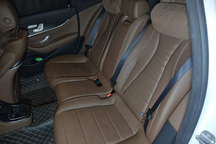 Used Mercedes-Benz E-Class 2021 Restyled E 300 L Sport Luxury Edition Left Rear Seat
