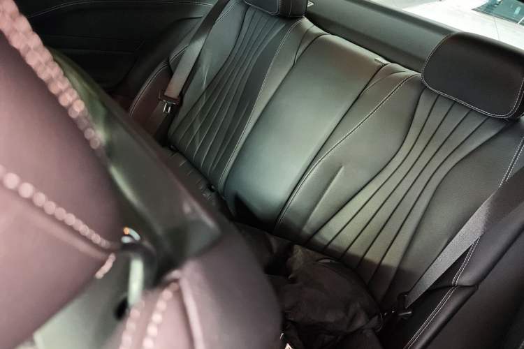 Used Mercedes-Benz E-Class 2021 E 260 Coupe Left Rear Seat