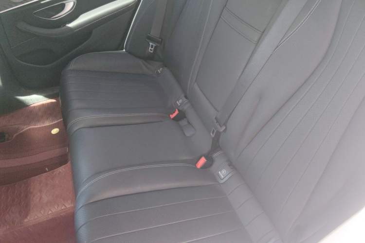 Used Mercedes-Benz E-Class 2021 Updated E 260 Fashion Sport Edition Left Rear Seat