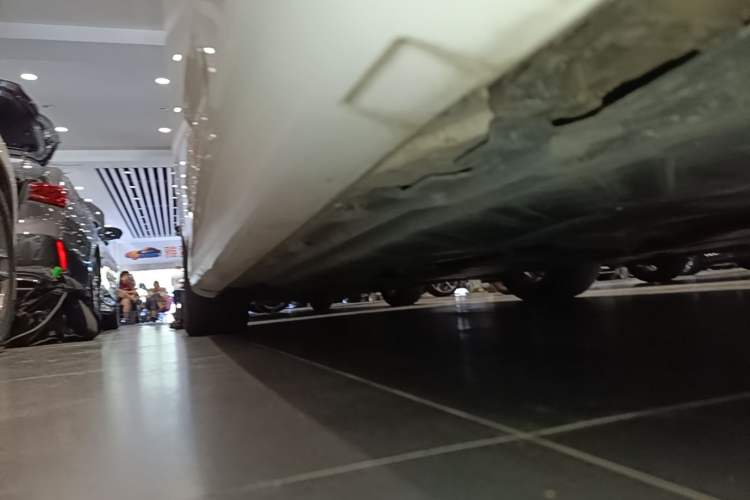 Used Mercedes-Benz E-Class 2021 E 260 Coupe Left Side Sill