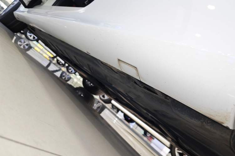 Used Mercedes-Benz E-Class 2021 Facelift E 260 Coupe Left Side Sill