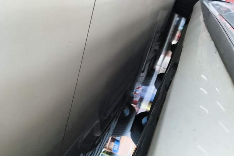 Used Mercedes-Benz E-Class 2021 Facelift E 260 L Sport Edition Left Side Sill