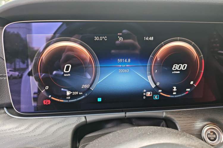 Used Mercedes-Benz E-Class 2021 Facelift E 300 Coupe Odometer Close Up
