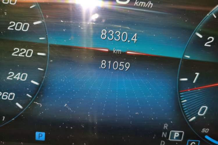Used Mercedes-Benz E-Class 2021 E 300 L Sport Luxury Edition Odometer Close Up