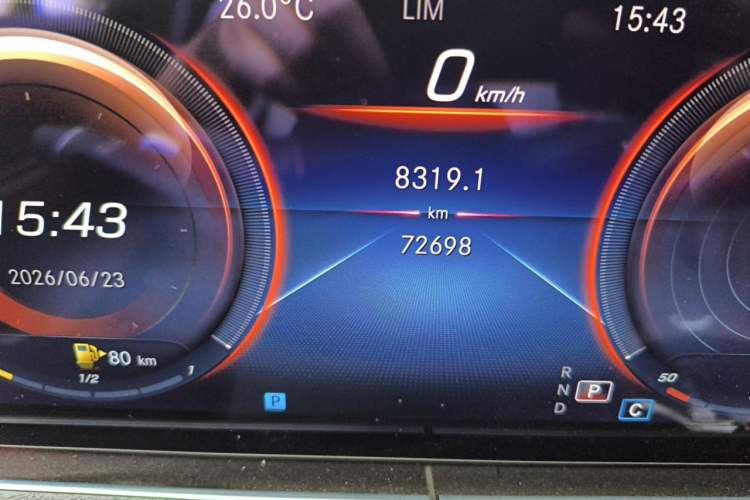 Used Mercedes-Benz E-Class 2021 E 300 L Sport Luxury Edition Odometer Close Up