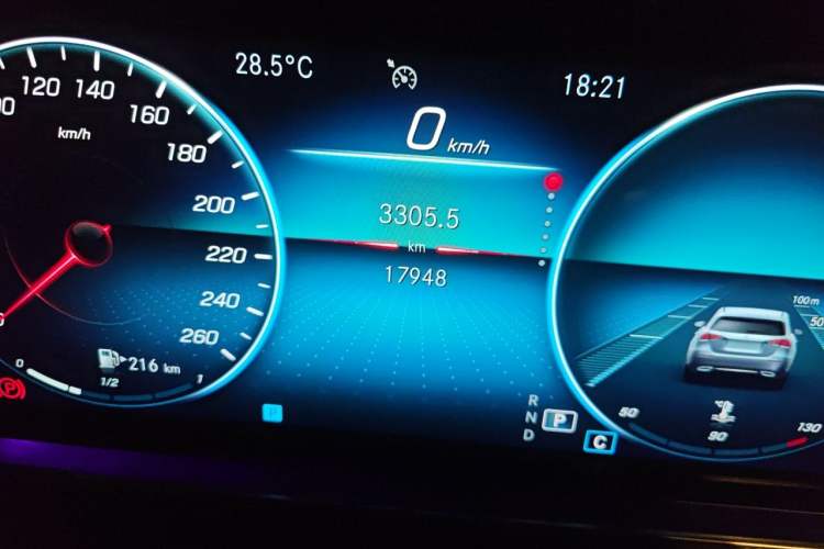 Used Mercedes-Benz E-Class 2021 Updated E 260 Fashion Sport Edition Odometer Close Up