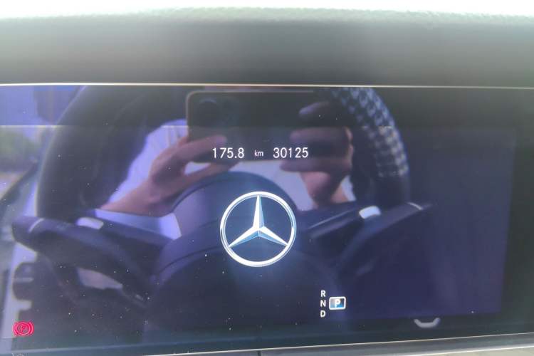 Used Mercedes-Benz E-Class 2021 Updated E 260 Fashion Sport Edition Odometer Close Up