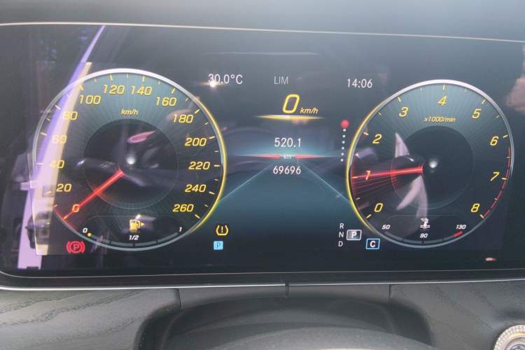 Used Mercedes-Benz E-Class 2021 Updated E 260 Fashion Sport Edition Odometer Close Up